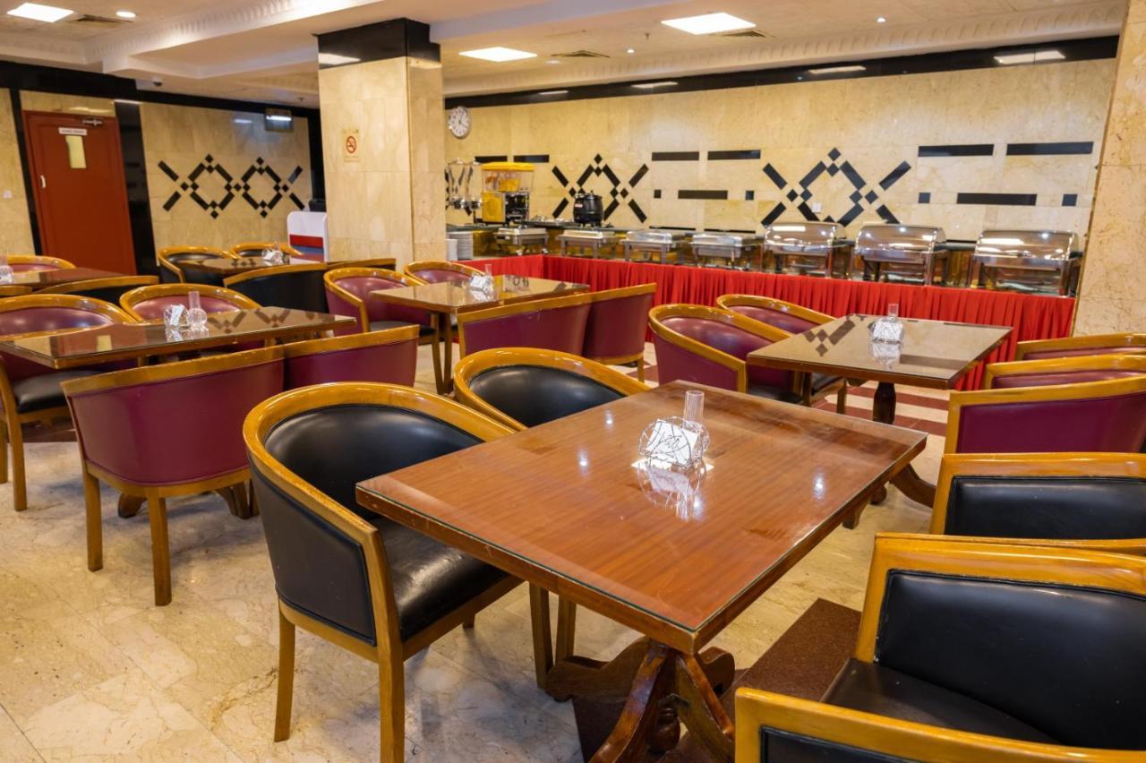 Three 888 Hotel Dubai Exterior photo