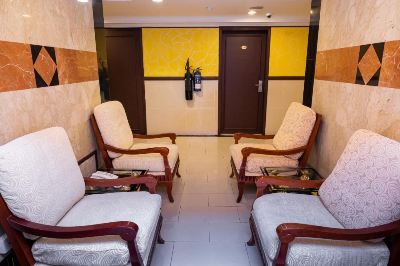 Three 888 Hotel Dubai Exterior photo